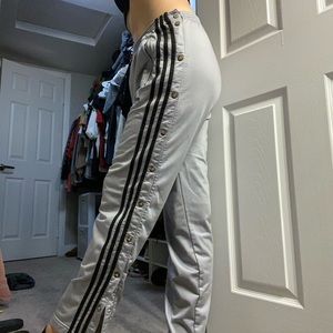 • Adidas Vintage Buttonup Sweatpants •